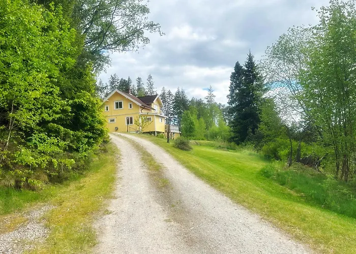 The Nordby Cabin - 3 Minutes From E6